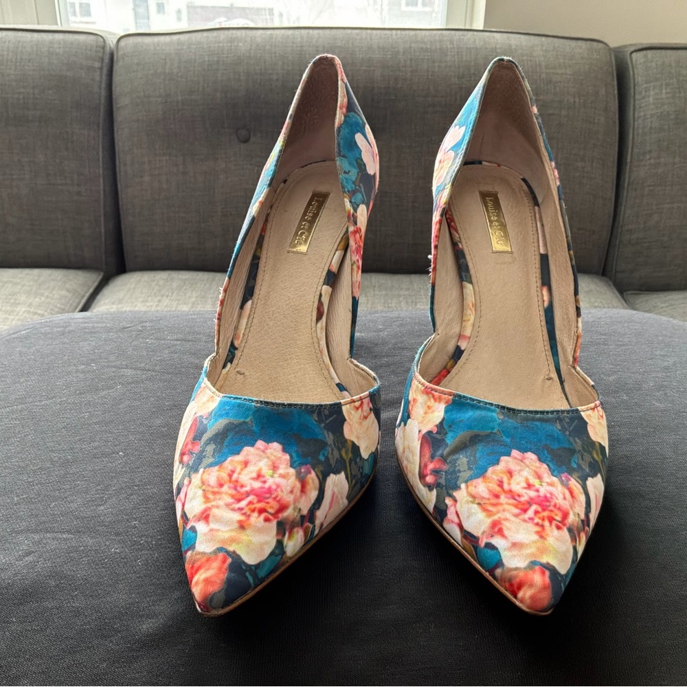 Louise et Cie Blue Pink Floral Pointed-Toe Pumps Size 11